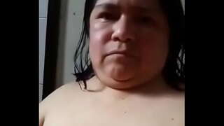 سمجھدار کے ساتھ باتھ روم میں