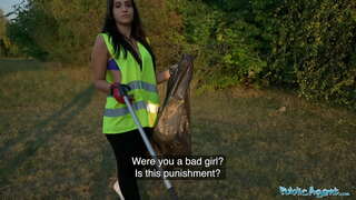 ���აჯარო აგენტი ჯენიფერ Mendez, გარეთ დიდი ყლე