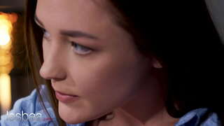 Lesbian Alija Stark sjedenje na licu i romantičan seks s češka ljepotica na petama